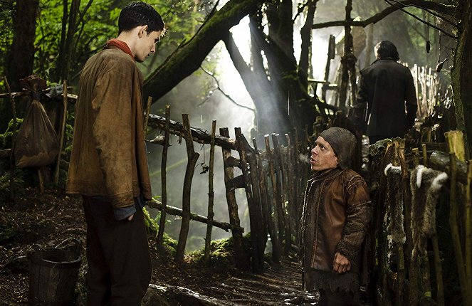 As Aventuras de Merlin - O olho da fênix - Do filme - Colin Morgan, Warwick Davis