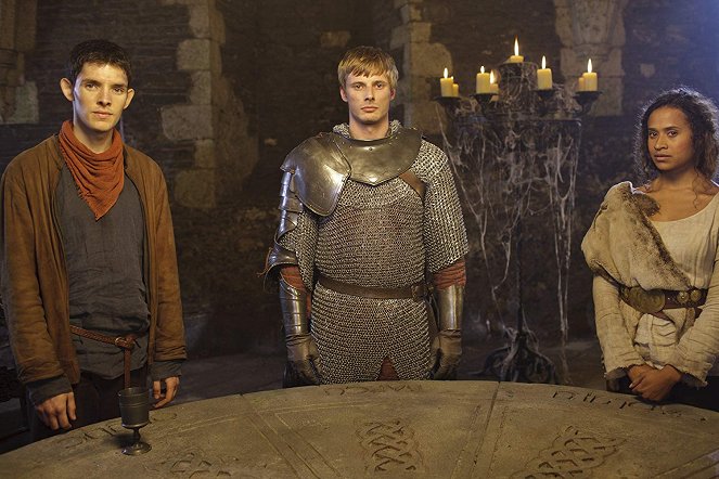 Merlín - La llegada de Arturo: 2.ª parte - Promoción - Colin Morgan, Bradley James, Angel Coulby