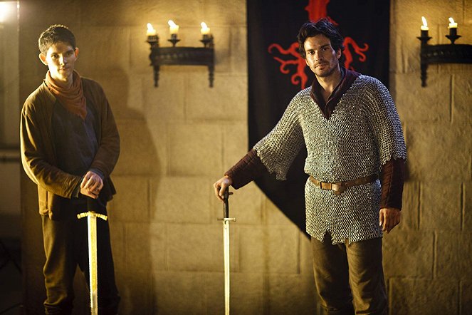 Merlin – Die neuen Abenteuer - Arthurs Stunde schlägt (2) - Werbefoto - Colin Morgan, Santiago Cabrera