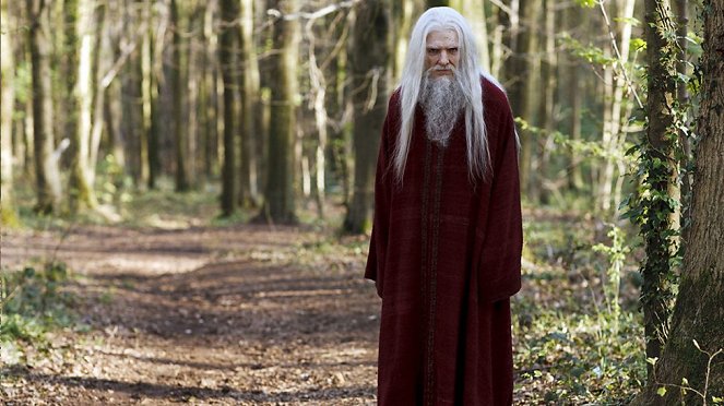 Merlin – Die neuen Abenteuer - Season 4 - Tödlicher Geburtstag - Filmfotos - Colin Morgan