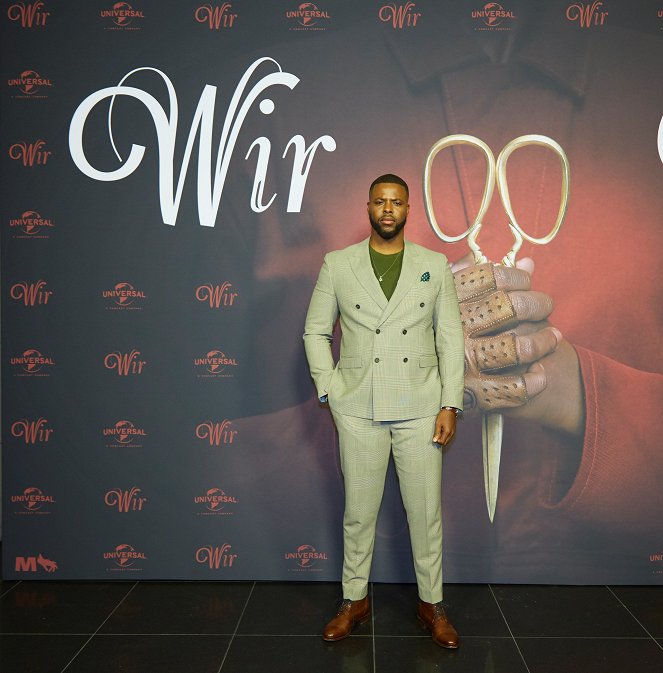 My - Z akcií - Germany’s Special Screening of US in Berlin on Saturday, March 16th at Cinestar Sony Centre - Winston Duke