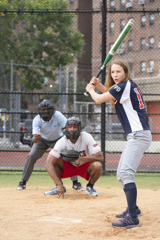 For the People - Season 2 - First Inning - De la película