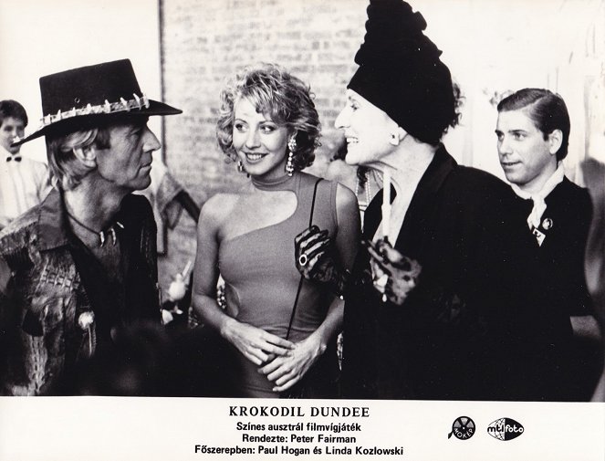 Crocodile Dundee - Ein Krokodil zum Küssen - Lobbykarten - Paul Hogan, Linda Kozlowski