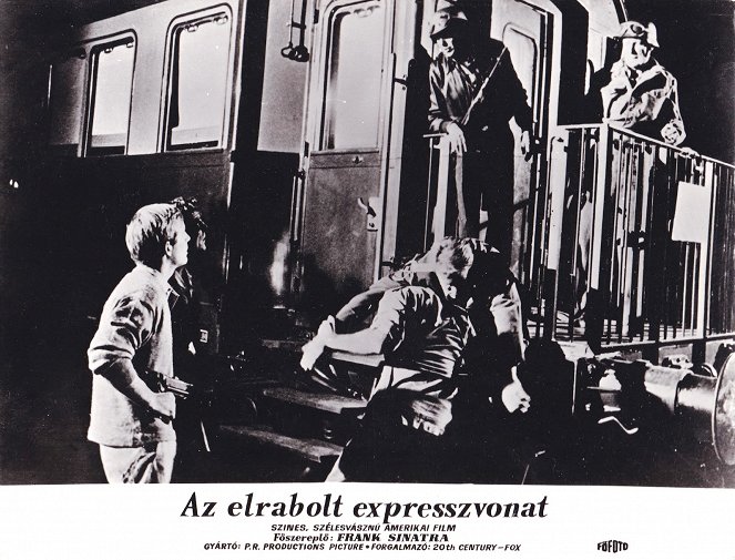 Von Ryan's Express - Cartões lobby