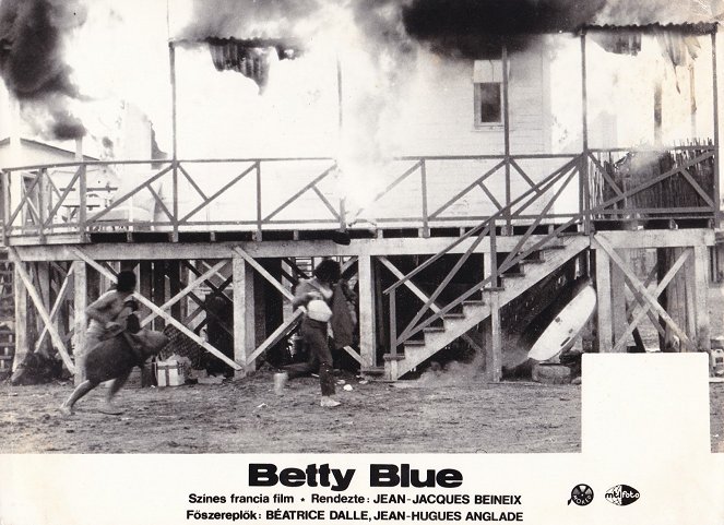 Betty Blue 37º,2 de Manhã - Cartões lobby