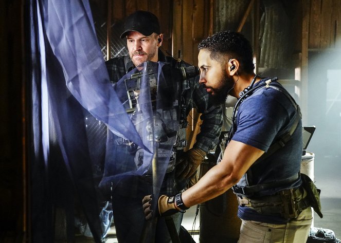 SEAL Team - What Appears to Be - Photos - David Boreanaz, Neil Brown Jr.