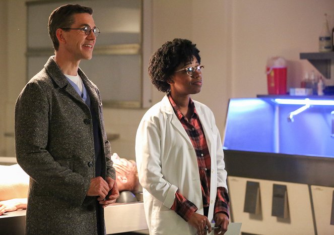 NCIS: Naval Criminal Investigative Service - Season 16 - Bears and Cubs - Photos - Brian Dietzen, Diona Reasonover