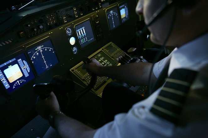 Mayday - Alarm im Cockpit - Wettlauf gegen das Feuer - Filmfotos