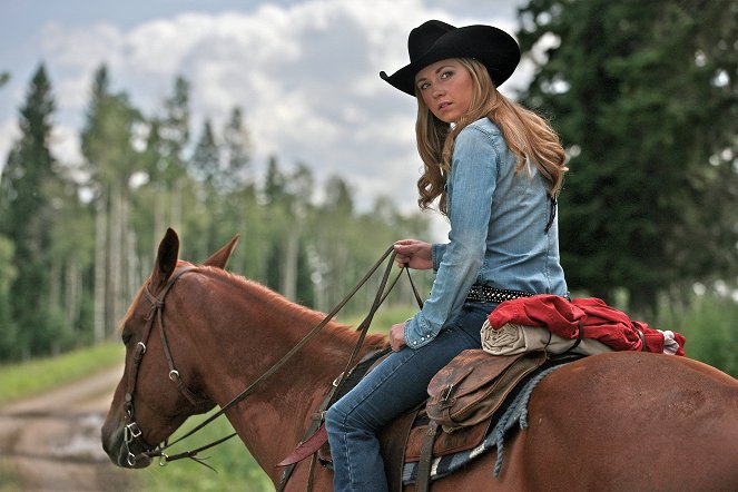 Heartland - Paradies für Pferde - Selbst ist der Mann - Filmfotos - Amber Marshall
