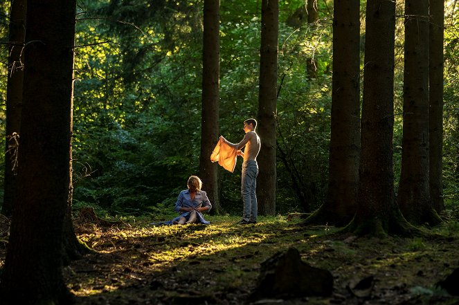 Srdcová královna - Z filmu - Trine Dyrholm, Gustav Lindh