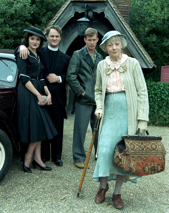 Agatha Christie Marple kisasszonya - Season 1 - Gyilkosság a paplakban - Promóció fotók - Rachael Stirling, Tim McInnerny, Jason Flemyng, Geraldine McEwan
