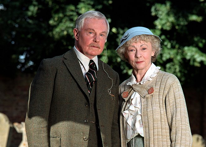 Agatha Christie's Marple - Mord im Pfarrhaus - Werbefoto - Derek Jacobi, Geraldine McEwan
