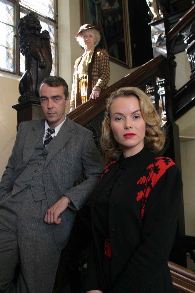 Agatha Christie's Marple - Paddingtonista 16.50 - Promokuvat - John Hannah, Geraldine McEwan, Amanda Holden