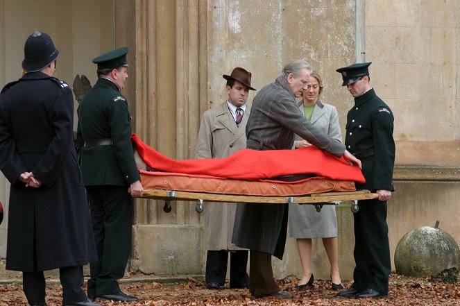 Agatha Christie: Slečna Marpleová - Vlak z Paddingtonu - Z filmu - David Warner, Niamh Cusack