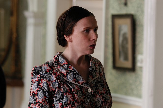 Agatha Christie's Marple - A Murder Is Announced - Van film - Catherine Tate