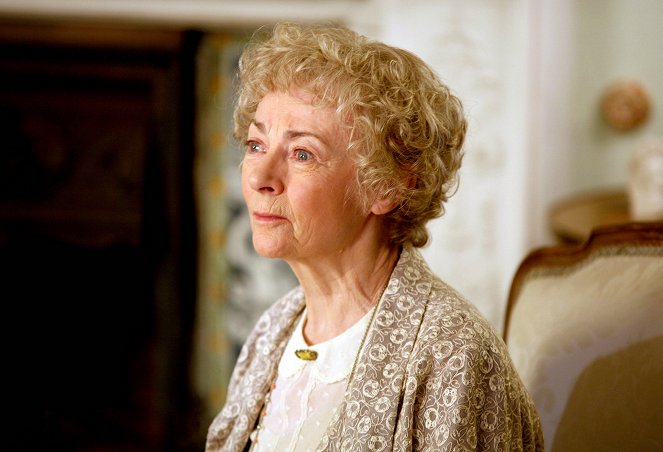 Agatha Christie Marple kisasszonya - Szunnyadó gyilkosság - Filmfotók - Geraldine McEwan