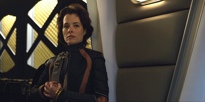Lost in Space - Infestation - Photos - Parker Posey