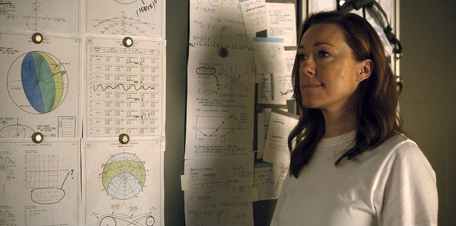 Perdus dans l'espace - Transmission - Film - Molly Parker