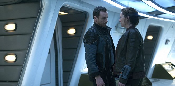 Lost in Space - Eulogy - Photos - Toby Stephens, Molly Parker