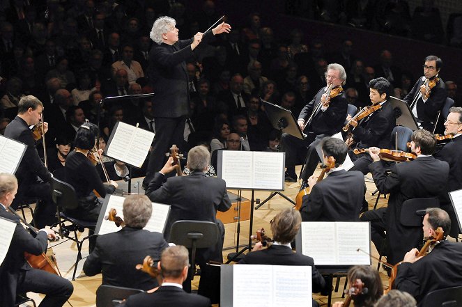 Die Berliner Philharmoniker mit Simon Rattle aus Luzern - Filmfotók - Simon Rattle