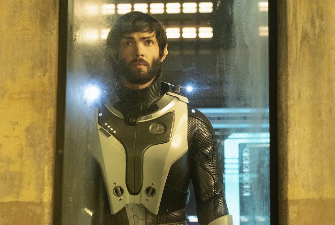 Star Trek: Discovery - The Red Angel - Photos - Ethan Peck
