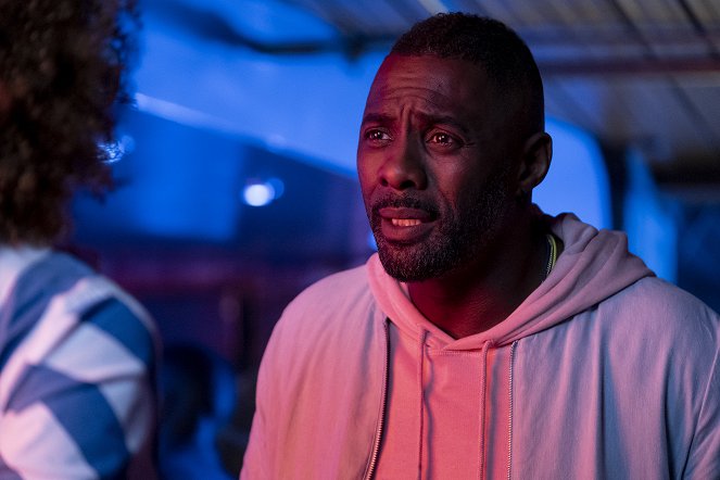 Turn Up Charlie - Episode 2 - Van film - Idris Elba