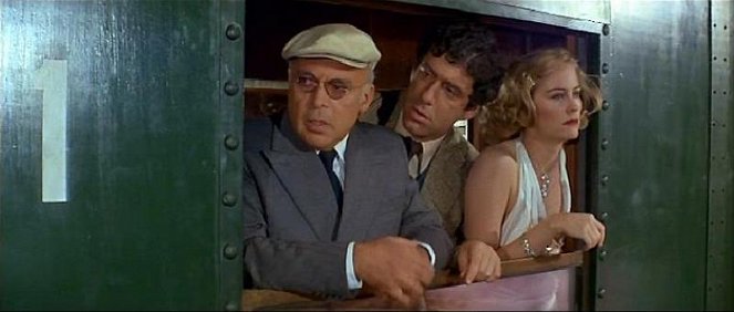 La dama del expreso - De la película - Herbert Lom, Elliott Gould, Cybill Shepherd