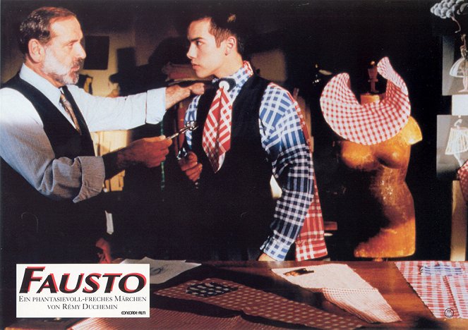 Fausto - Lobbykarten - Ken Higelin