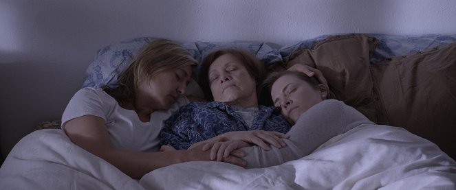 Sněží! - De la película - Vanda Hybnerová, Monika Pošívalová, Petra Nesvačilová