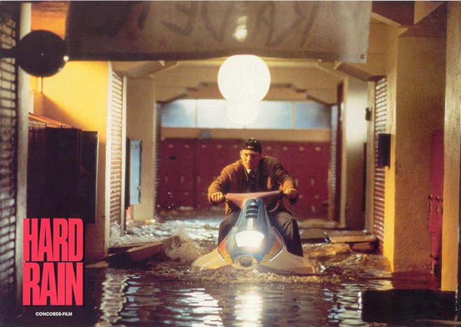 Hard Rain - Lobbykaarten - Christian Slater