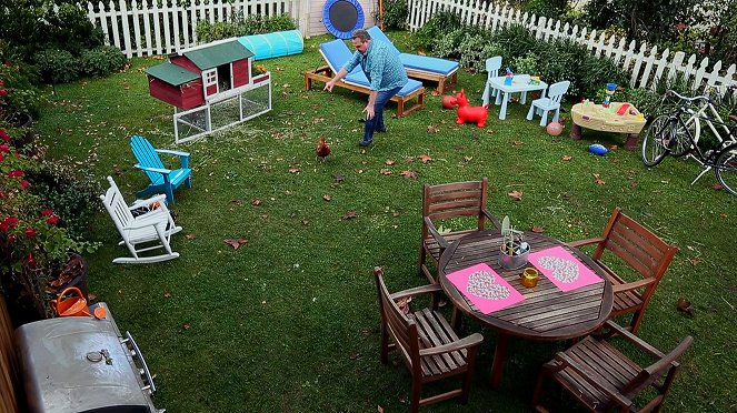 Egy rém modern család - Miért ment át a csirke az úton? - Filmfotók