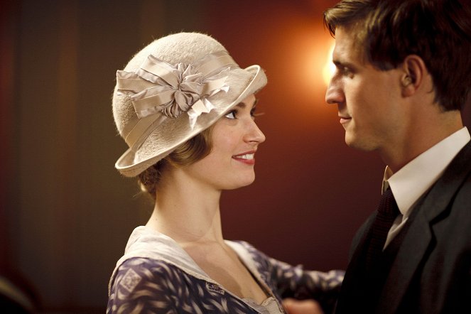 Downton Abbey - Episode 2 - Photos - Lily James, Jonathan Howard