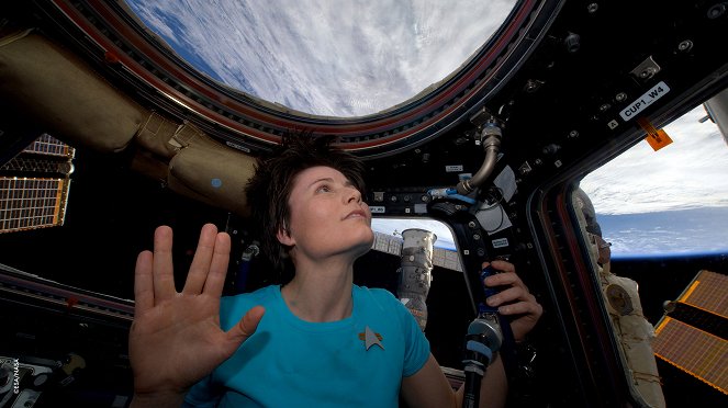 Astrosamantha, the Space Record Woman - Z filmu