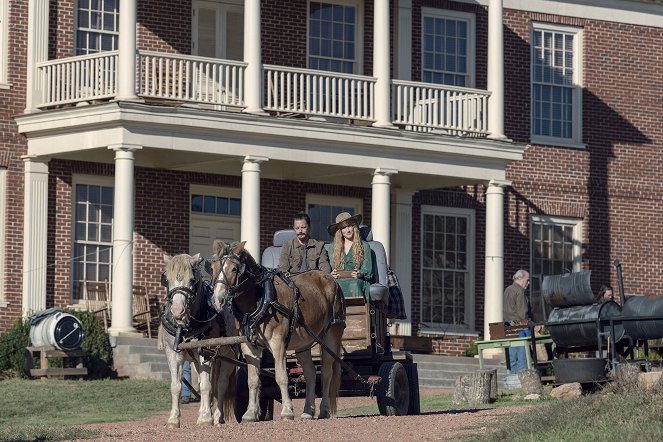 The Walking Dead - The Calm Before - Photos