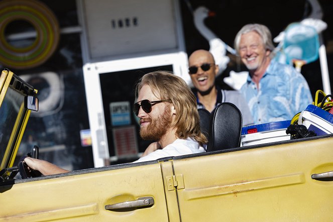 Lodge 49 - Moments of Truth in Service - Do filme - Wyatt Russell