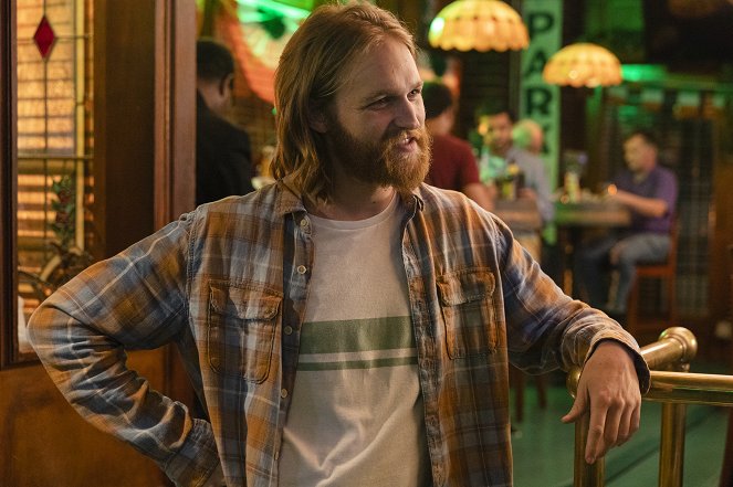 Lodge 49 - Something from Nothing - Filmfotos - Wyatt Russell