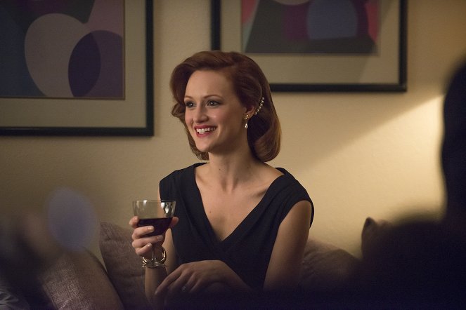 Halt and Catch Fire - The Way In - Photos - Kerry Bishé