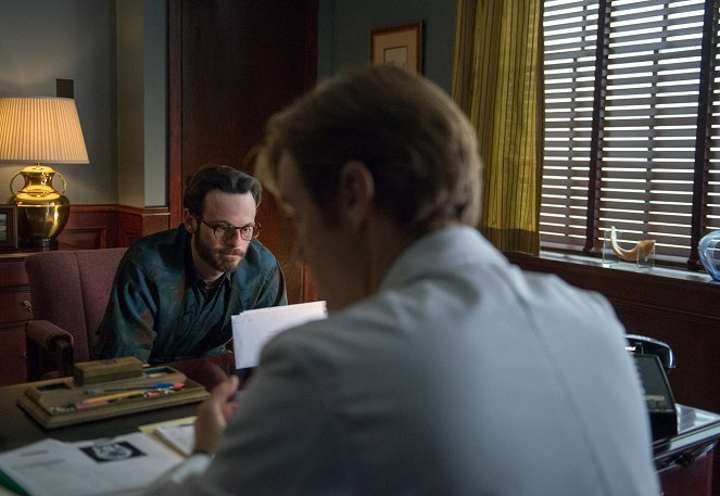 Halt and Catch Fire - Extract and Defend - Photos - Scoot McNairy