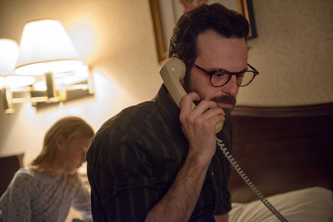 Halt and Catch Fire - 10Broad36 - Photos - Scoot McNairy