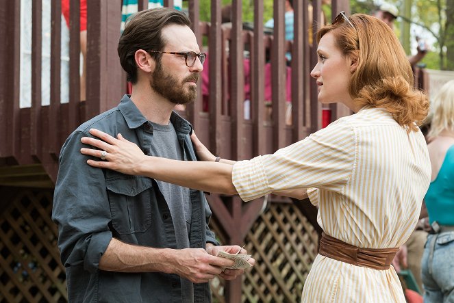 Halt and Catch Fire - Limbo - Photos - Scoot McNairy, Kerry Bishé