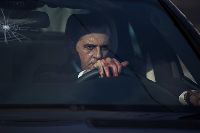 McMafia - Episode 8 - Photos - Merab Ninidze