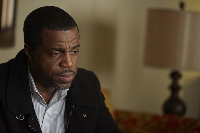 Orphan Black - The Mitigation of Competition - Photos - Kevin Hanchard