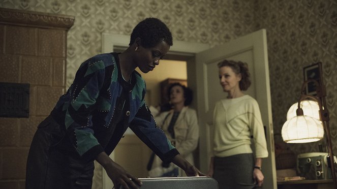 Deutschland 86 - Askeleen edellä - Kuvat elokuvasta