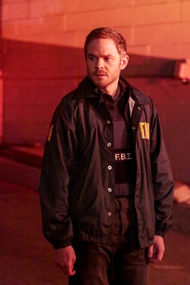 The Following - Boxed In - Van film - Shawn Ashmore