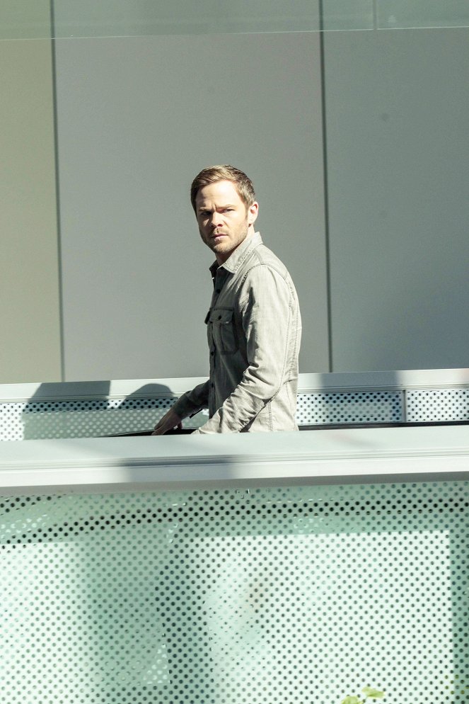 The Following - Exposed - Photos - Shawn Ashmore
