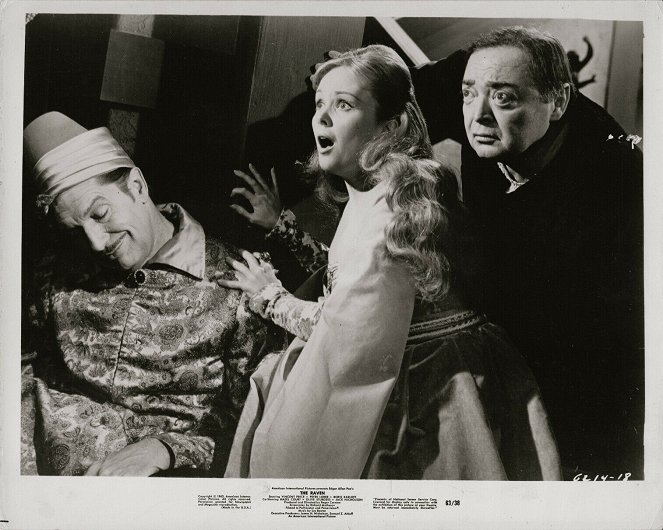 A holló - Vitrinfotók - Vincent Price, Olive Sturgess, Peter Lorre