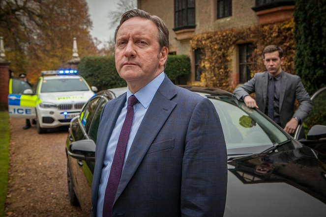 Midsomer Murders - Season 19 - The Curse of the Ninth - Photos - Neil Dudgeon