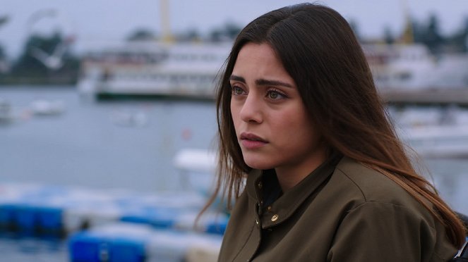 Yemin - Kuvat elokuvasta - Sıla Türkoğlu