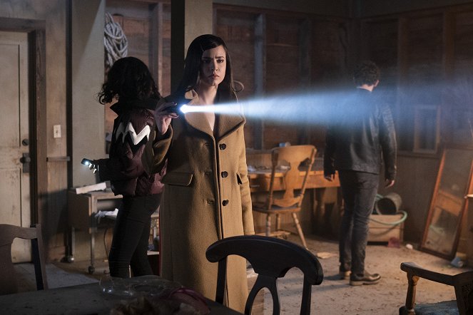 Pretty Little Liars: The Perfectionists - ...If One of Them is Dead - Photos - Sofia Carson