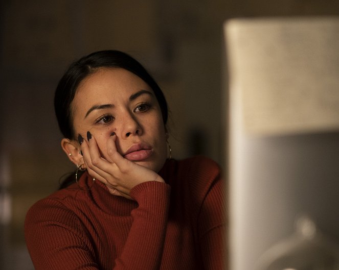 Pretty Little Liars: The Perfectionists - ...If One of Them is Dead - Photos - Janel Parrish
